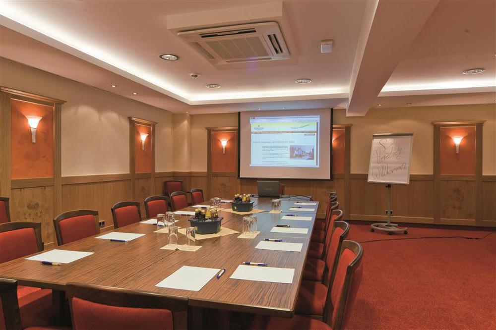 Hotel Weisses Lamm 3*