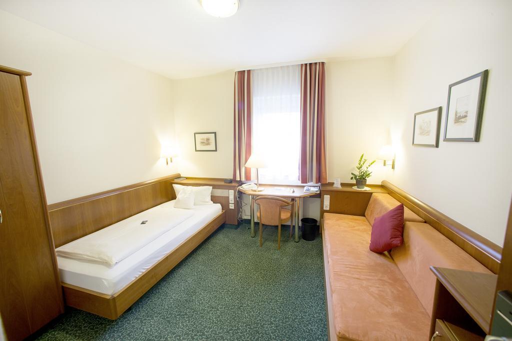 Weisses Lamm Hotel 3*