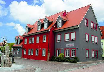 Hotel Weisses Lamm 3*