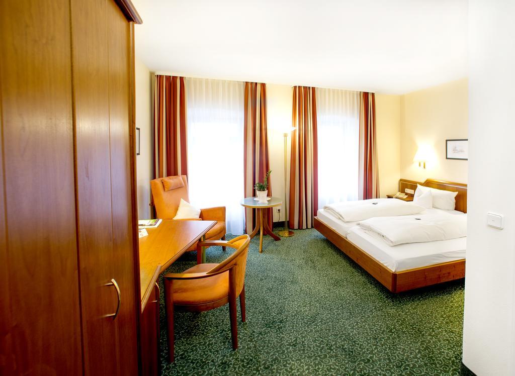 Weisses Lamm Hotel